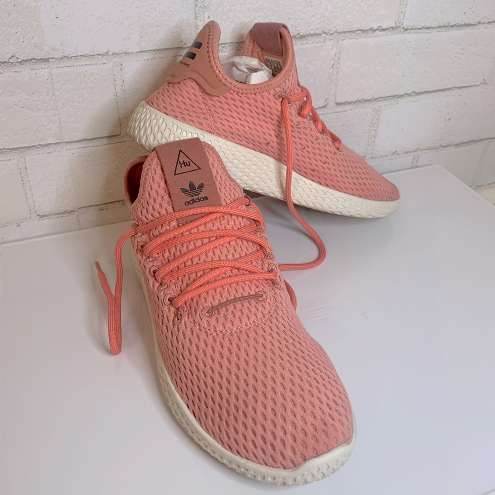 adidas HU Pharrell Williams Tactile Rose Womens Tennis 5.5